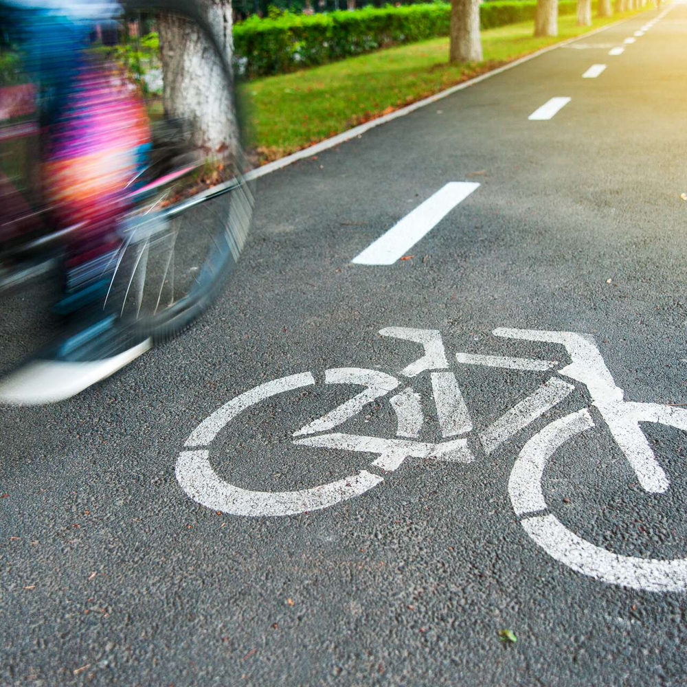 Rad in Bewegung auf Fahrradschnellweg